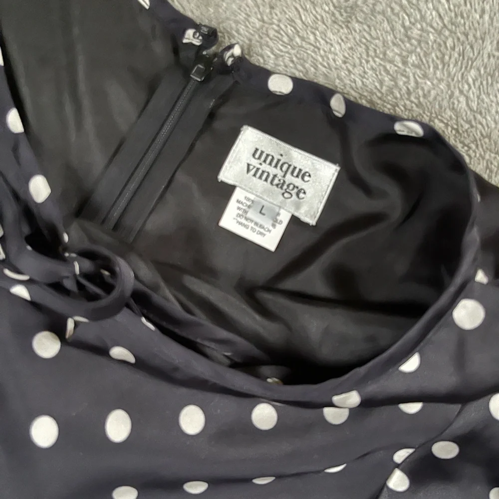 EUC Unique Vintage black with white polka dot dress size L - Picture 3 of 10